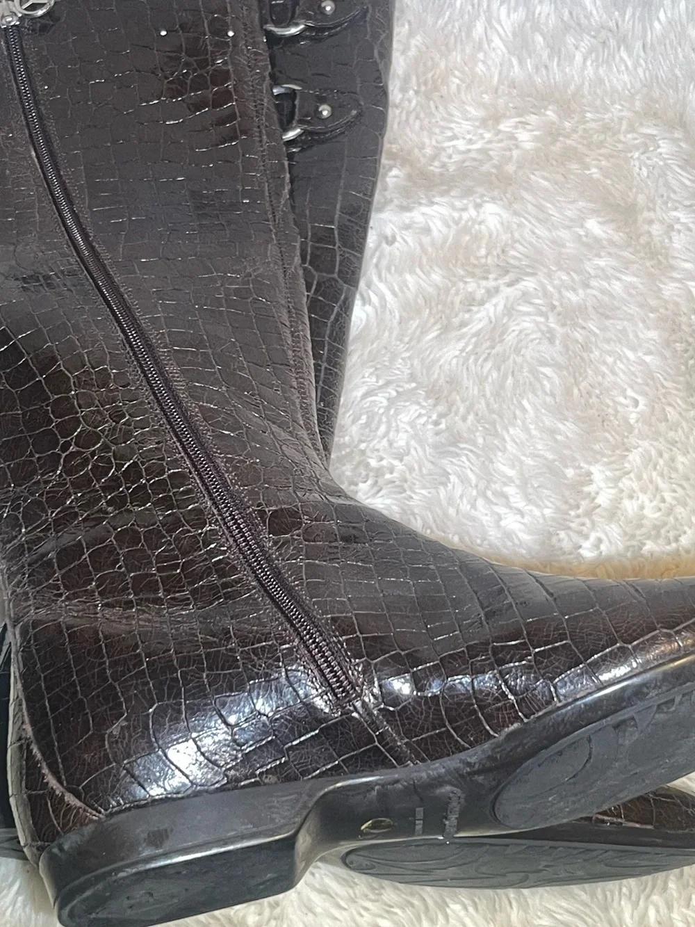 Donald J.pliner Dory women’s brown Croc-Embossed Knee-High Buckle Boots size 9